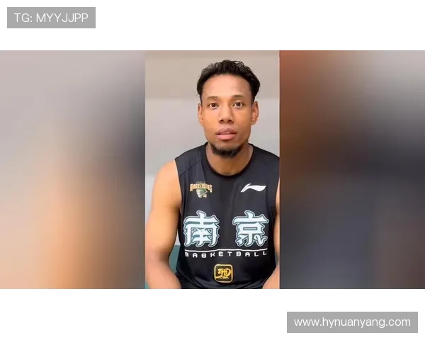 同曦向祝铭震开出1年D类合同报价 拥有独家签约权